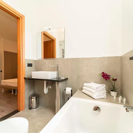 To 1 Piano Guest house Turin