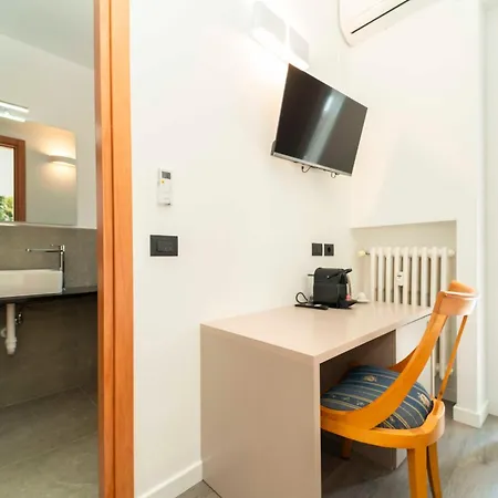 To 1 Piano 3* Turin
