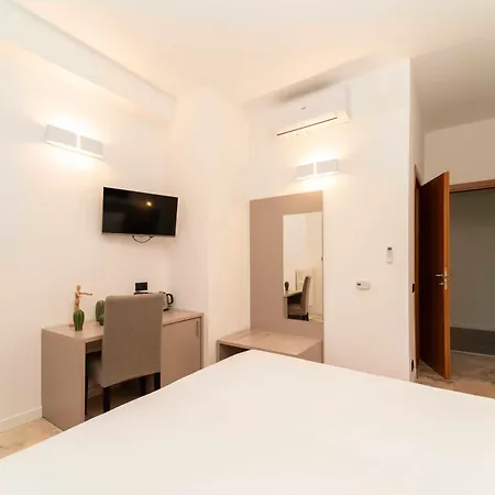 To 1 Piano Guest house Turin